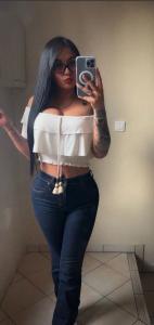 631393571: Chica busca chico en La Coruña