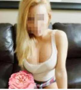642556430: Chica busca chico en Barcelona