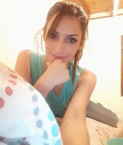 611384286: Chica busca chico en Granada