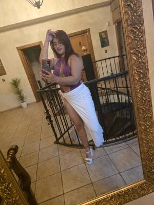 653241449: Chica busca chico en Almería