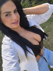 641725087: Chica busca chico en Zaragoza