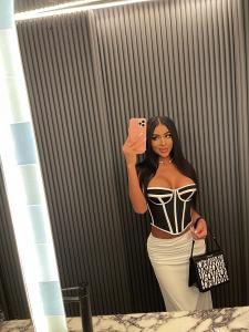 643967189: Transexual en Vizcaya