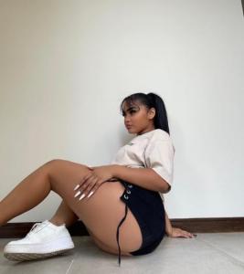 642512294: Chica busca chico en Madrid
