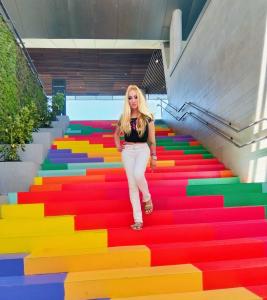 687091191: Transexual en Barcelona