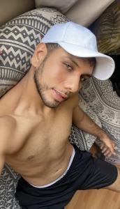614546512: Chico busca chica en Málaga