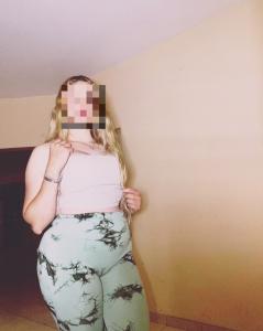 637154478: Chica busca chico en Barcelona