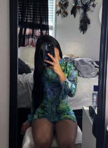 613352168: Chica busca chico en León