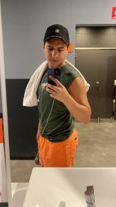 613950353: Chica busca chico en Madrid