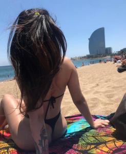 653522433: Chica busca chico en Barcelona