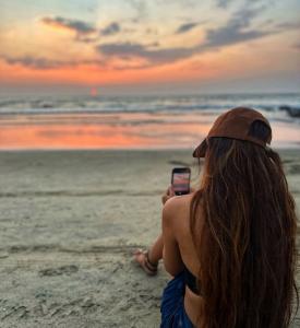611987136: Chica busca chico en Cádiz