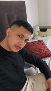 613856352: Chico busca chica en Cantabria
