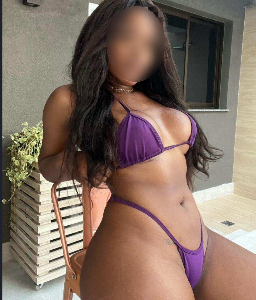 613953123: Chica busca chico en Cádiz