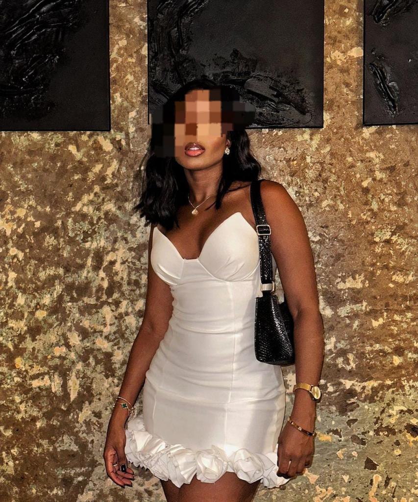 632292264: Chica busca chico en Cantabria