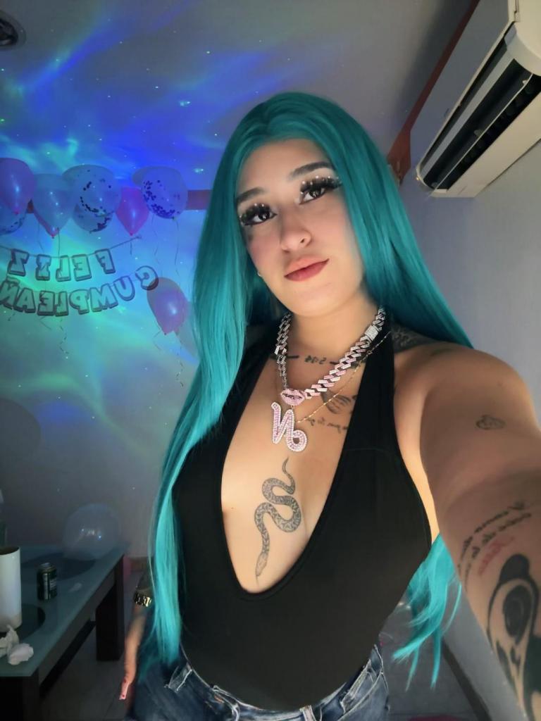604317997: Chica busca chico en Almería