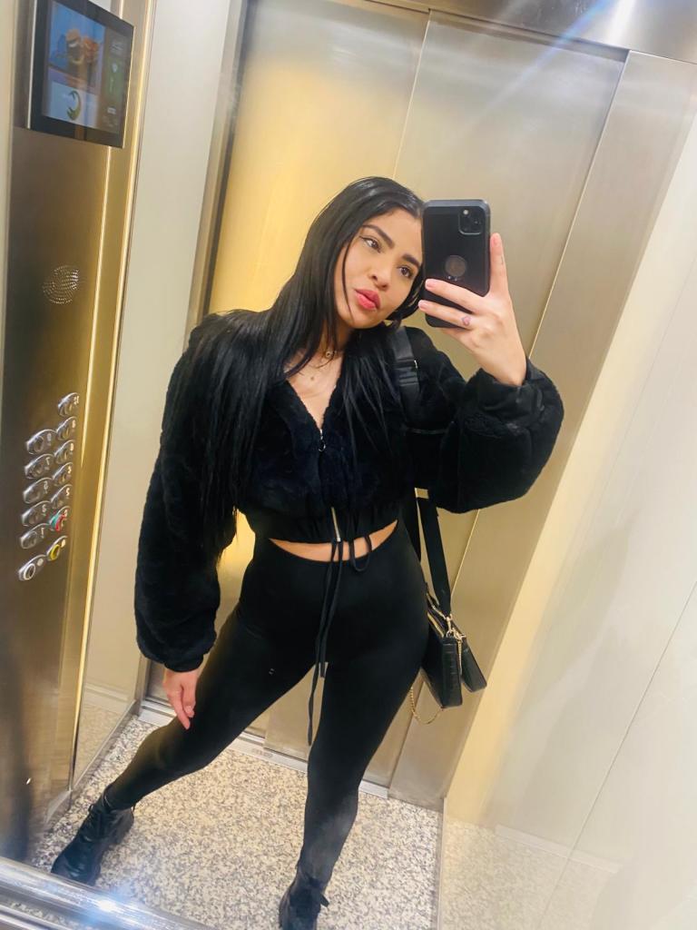 Chica busca chico en Menorca: 