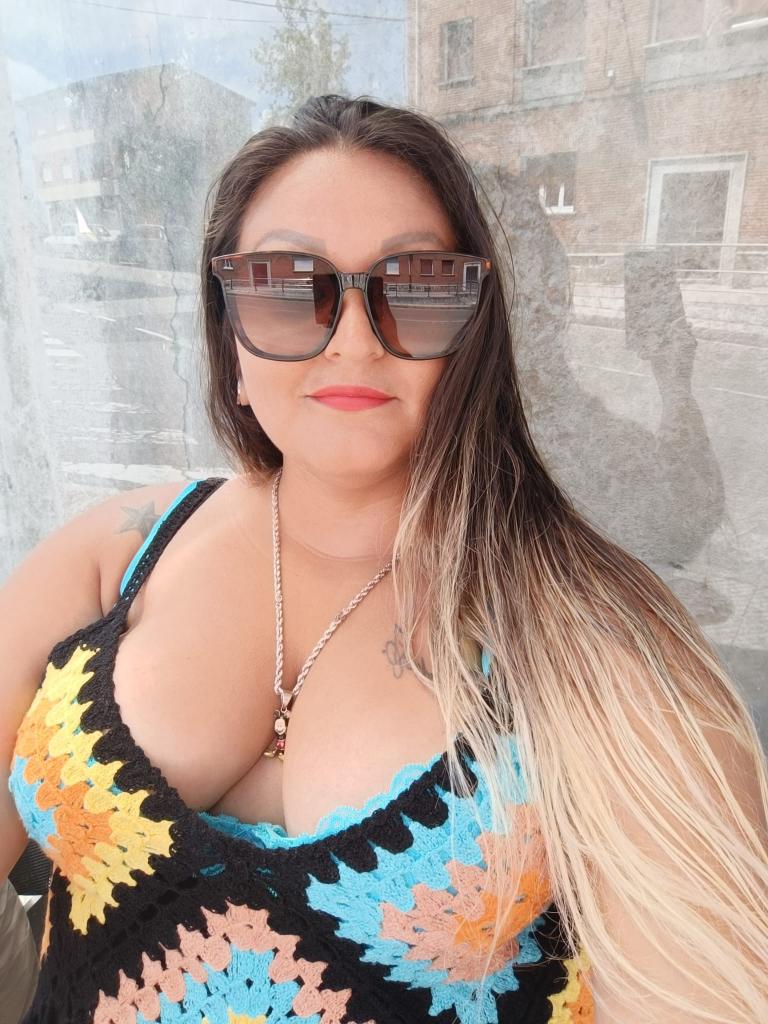 642967406: Chica busca chico en Asturias