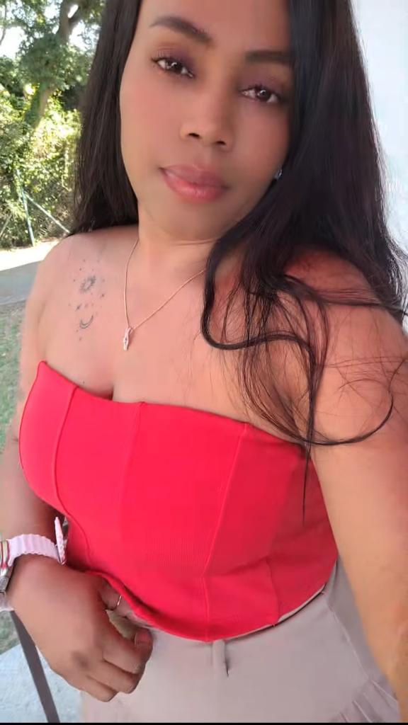 643422980: Chica busca chico en Gerona
