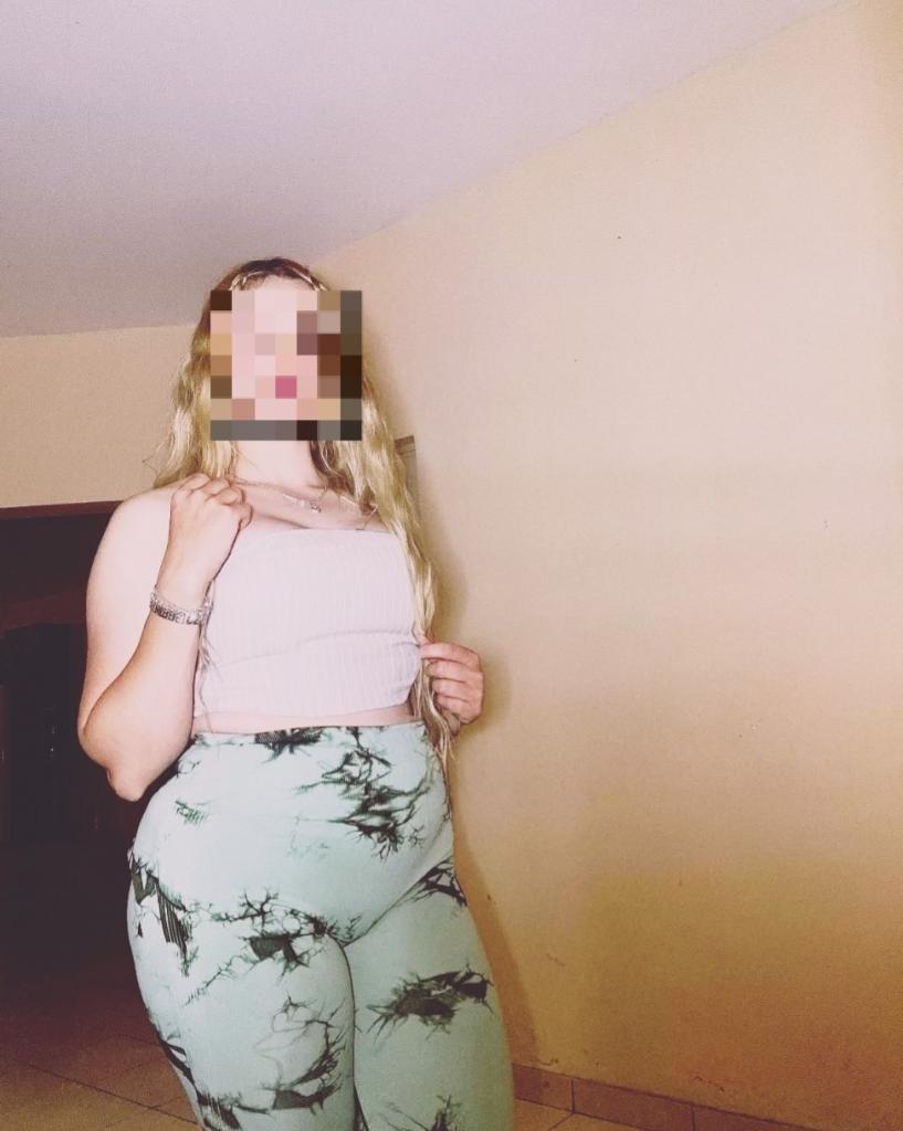 637154478: Chica busca chico en Barcelona