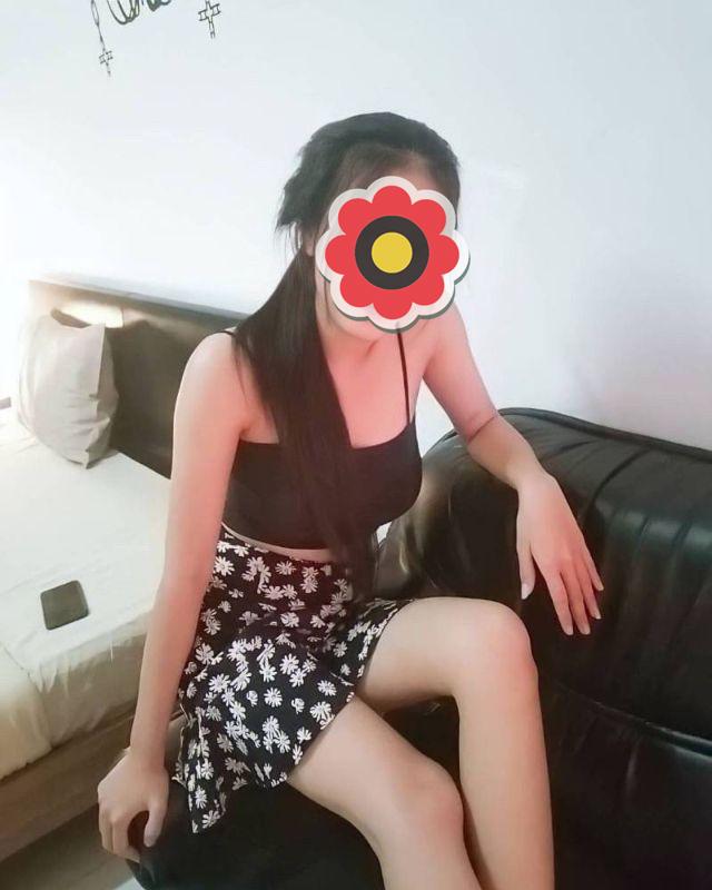 Chica busca chico en Sevilla: 