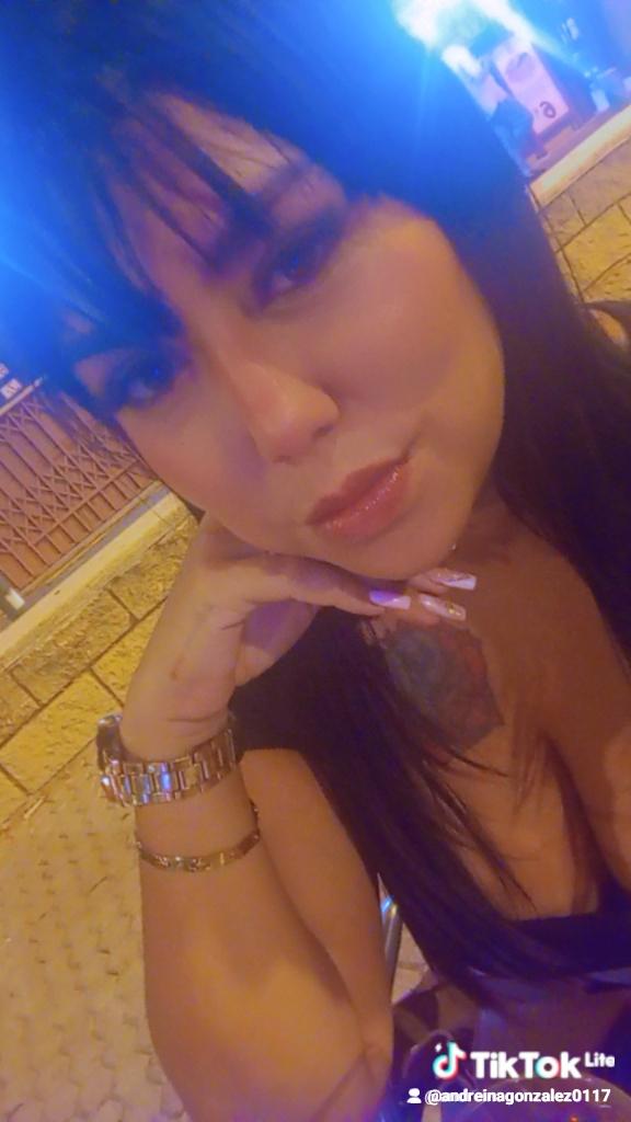Chica busca chico en Sevilla: 