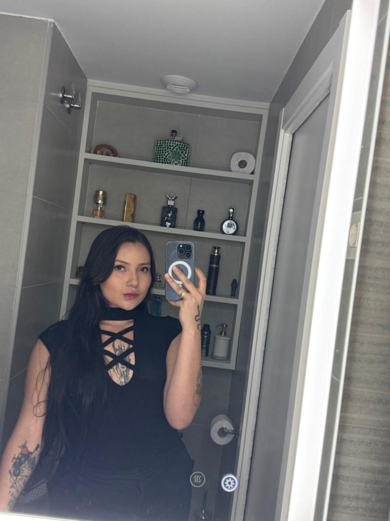 Chica busca chico en Lérida: 