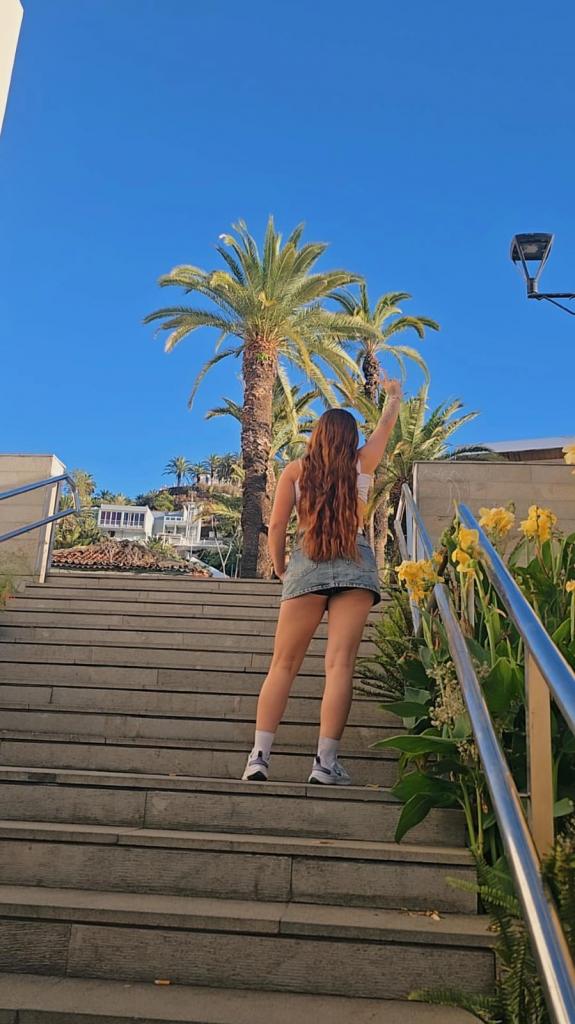Chica busca chico en Tenerife: 