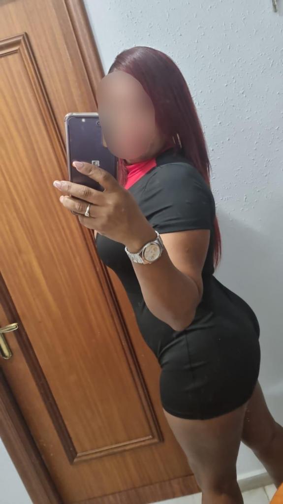 Chica busca chico en Granada: 