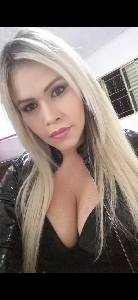 Chica busca chico en Sevilla: 