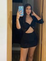 642997943: Chica busca chico en Madrid
