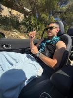 633692098: Chico busca chica en Barcelona