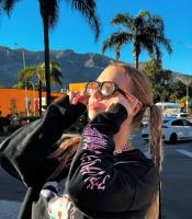 672961533: Chica busca chico en Málaga