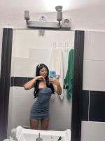 633348484: Chica busca chico en Gerona