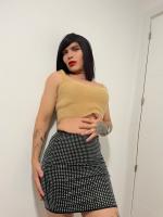 641369362: Travesti en León