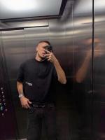 633692098: Chico busca chica en Barcelona
