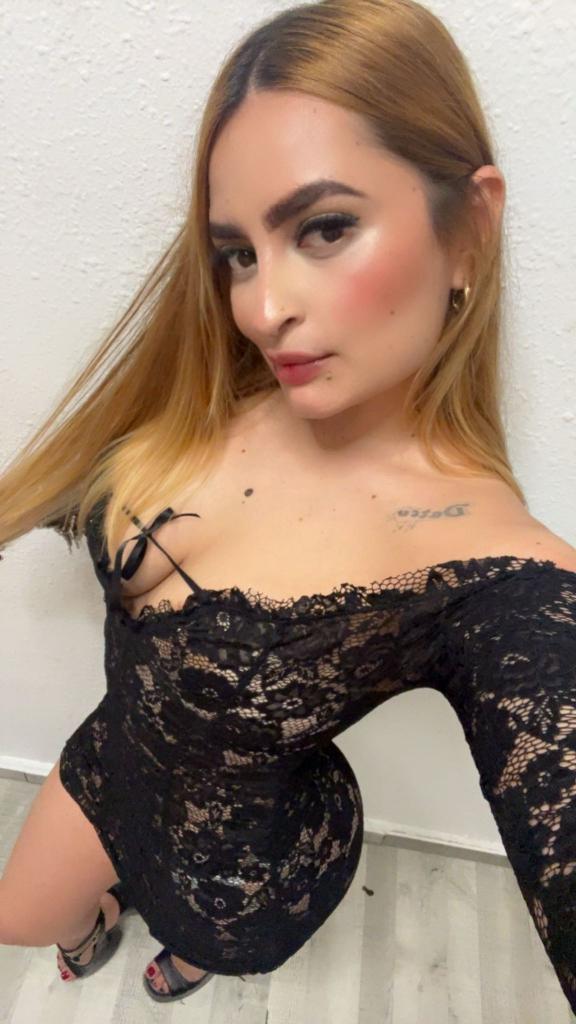 Chica busca chico en Gerona: Chica busca chico