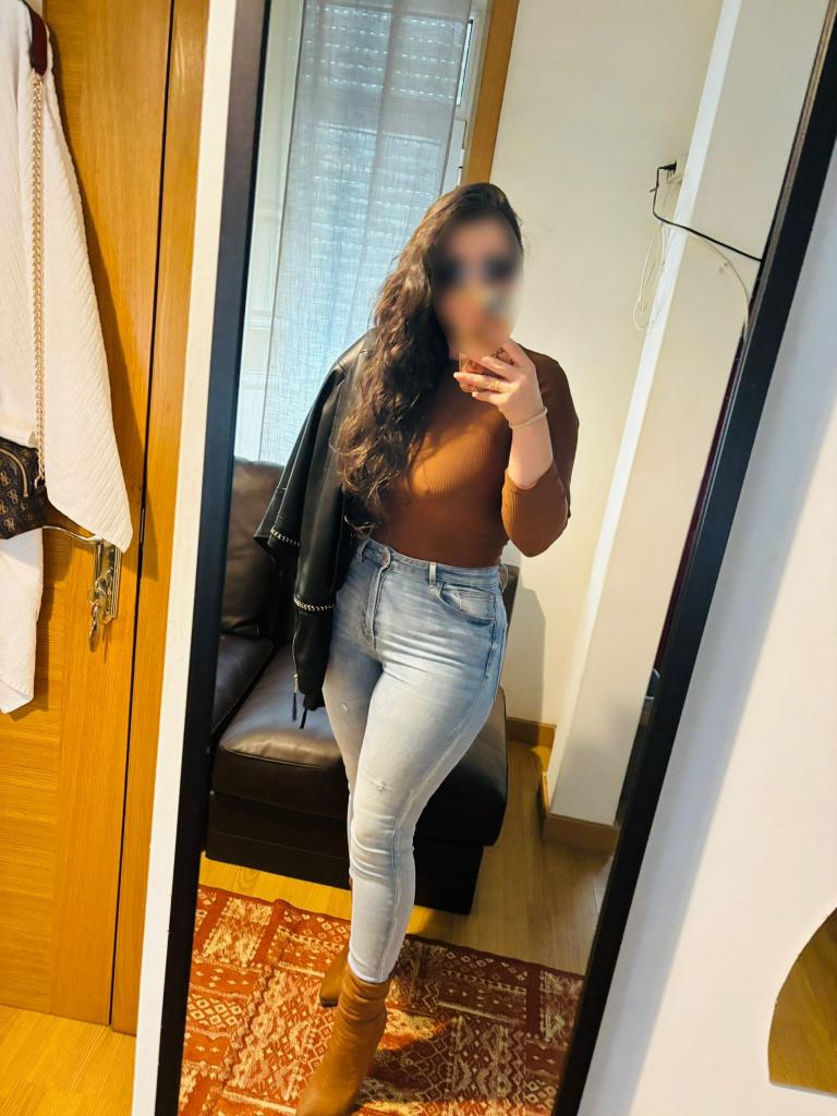 675168014: Chica busca chico en León