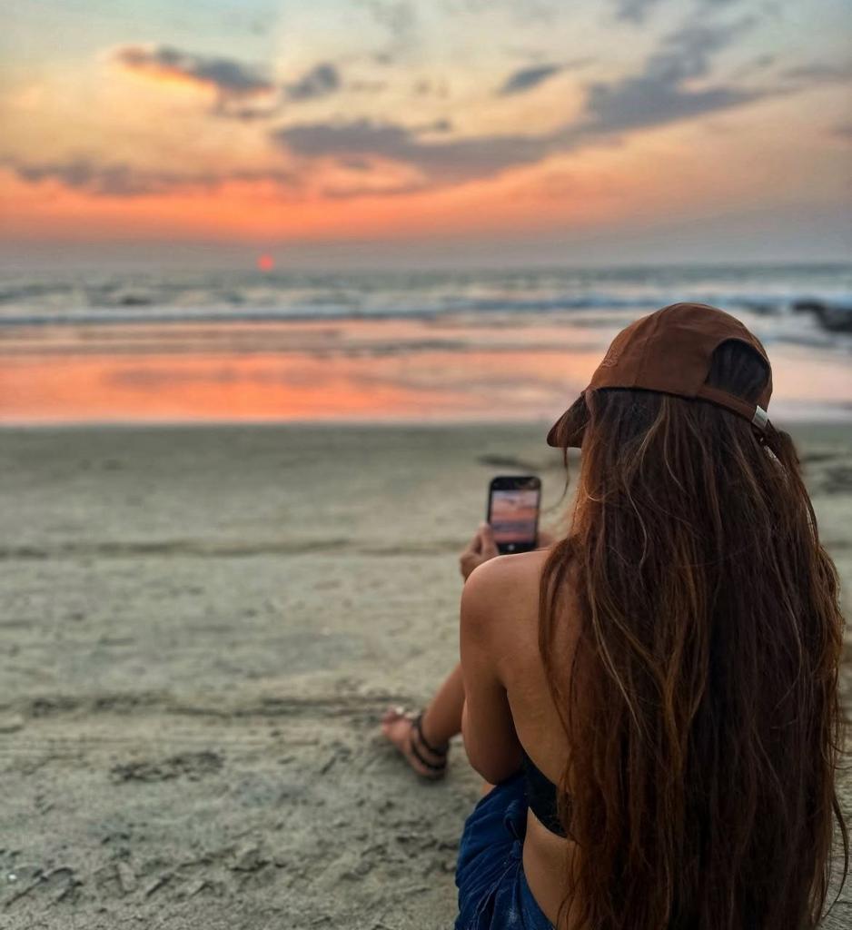 611987136: Chica busca chico en Cádiz