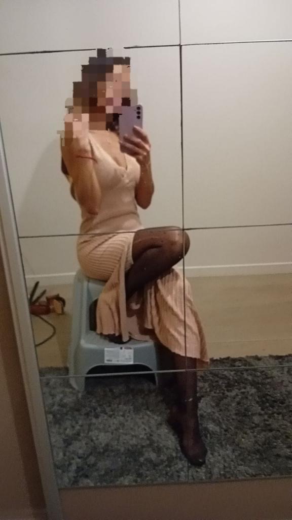 627808031: Chica busca chico en Granada