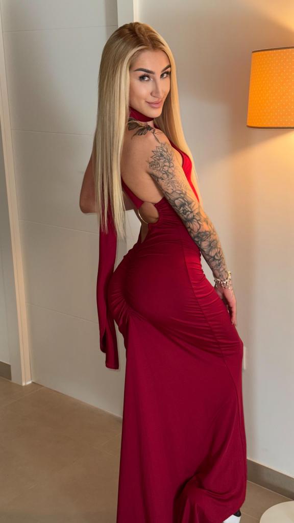 672828344: Chica busca chico en Valencia