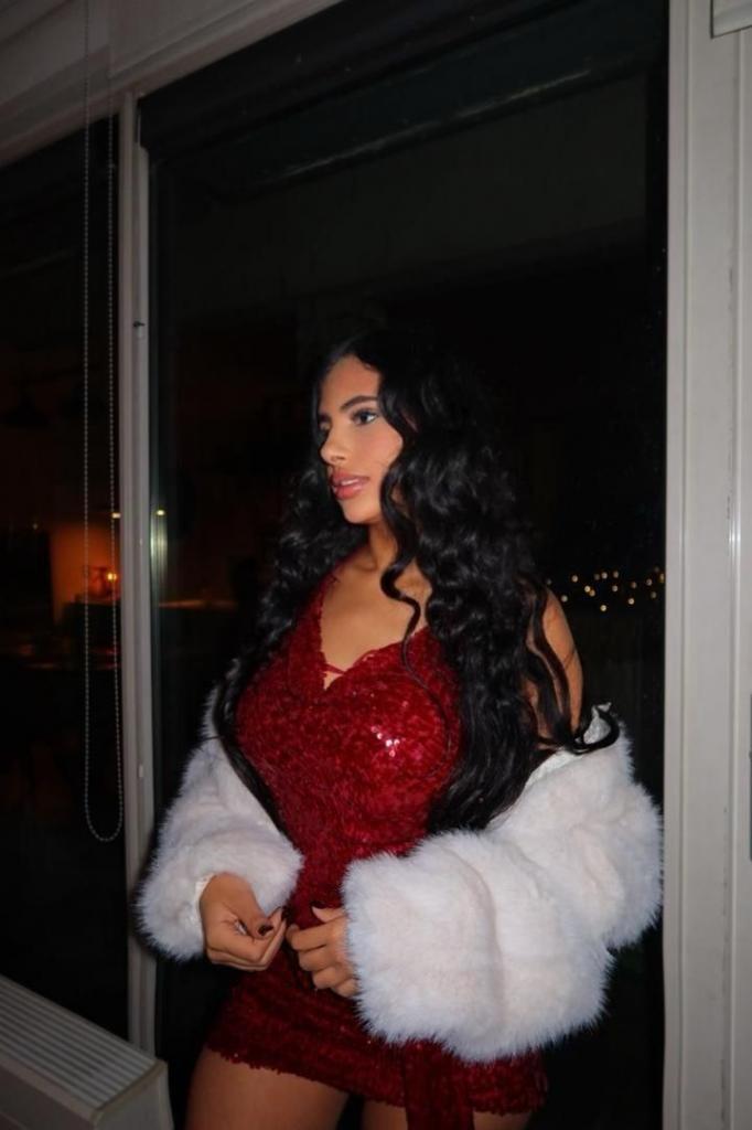 662438907: Chica busca chico en Málaga