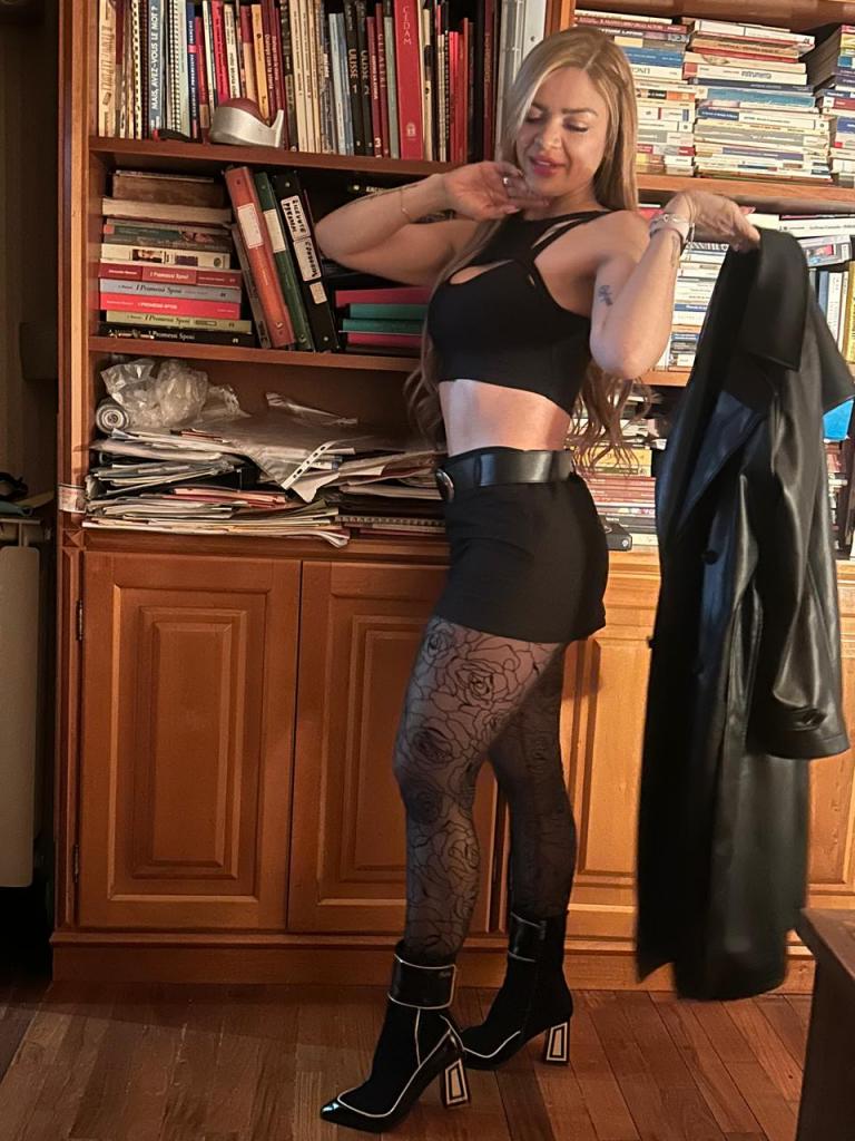 Chica busca chico en Ibiza: 