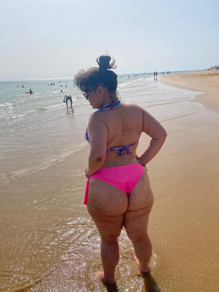 Chica busca chico en Almería: 