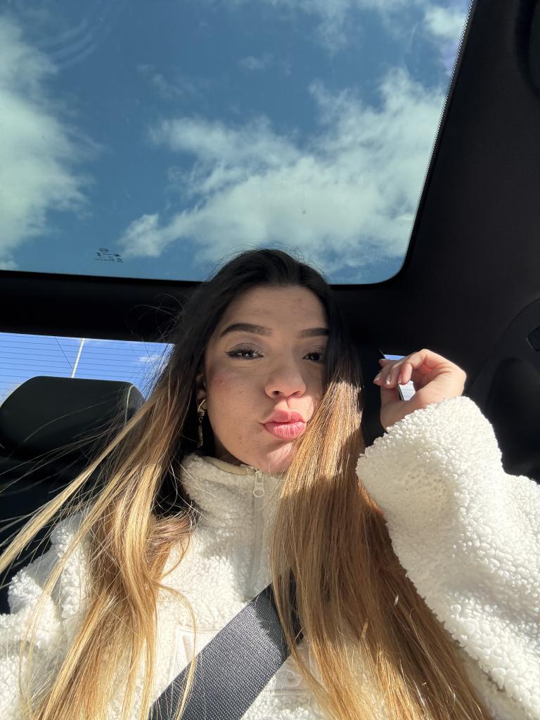 632628248: Chica busca chico en Sevilla