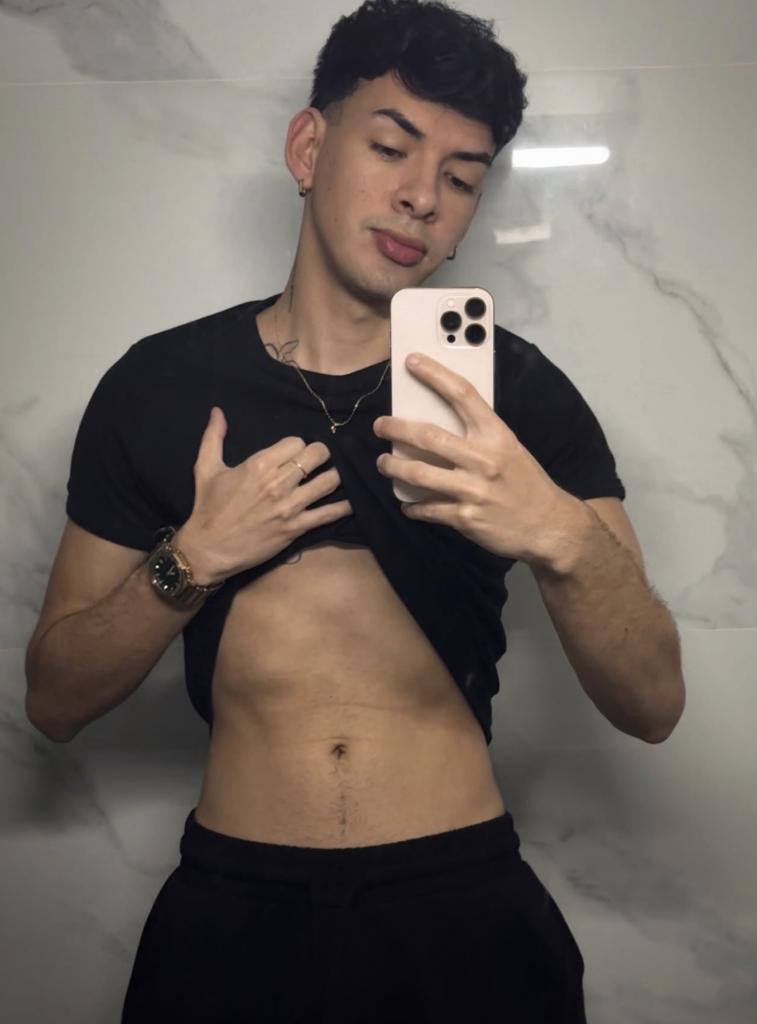 604981520: Chico busca chica en Murcia