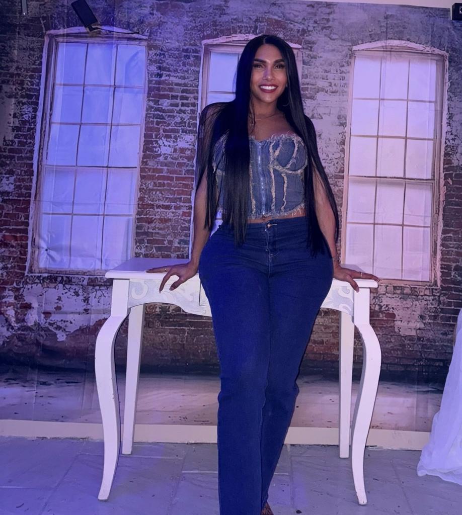 Travesti en Granada: Transexuales y Travestis