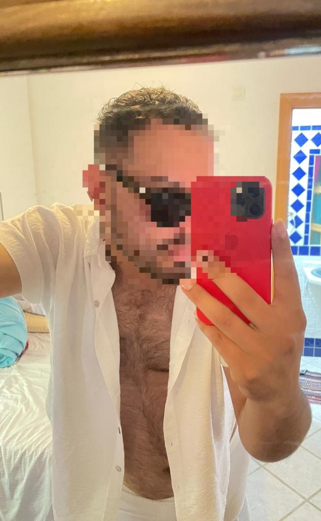 Chico busca chica en Granada: 