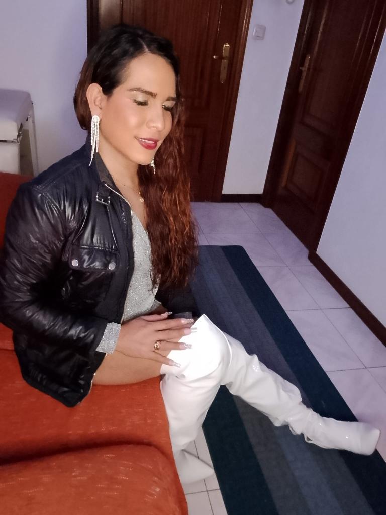 664570804: Transexual en Madrid