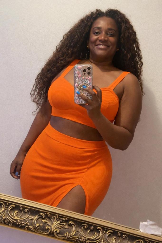 Chica busca chico en La Coruña: 