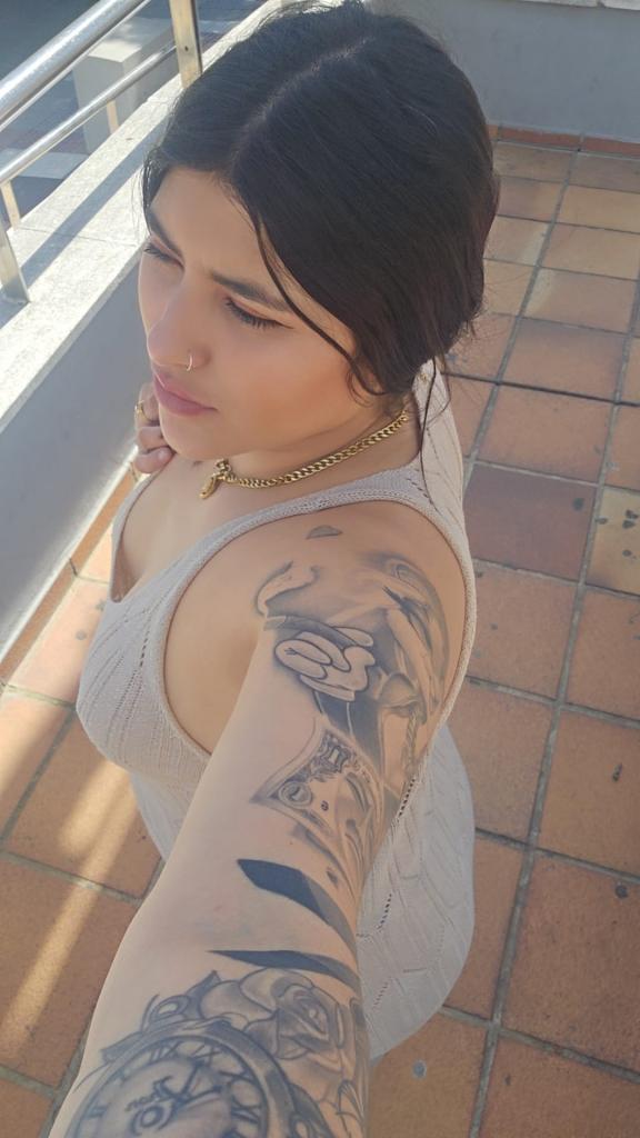 Chica busca chico en Cádiz: 