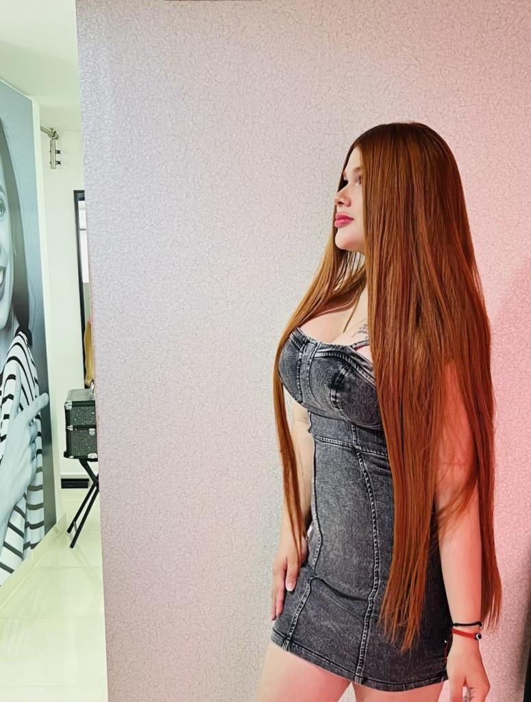 600497159: Chica busca chico en Sevilla